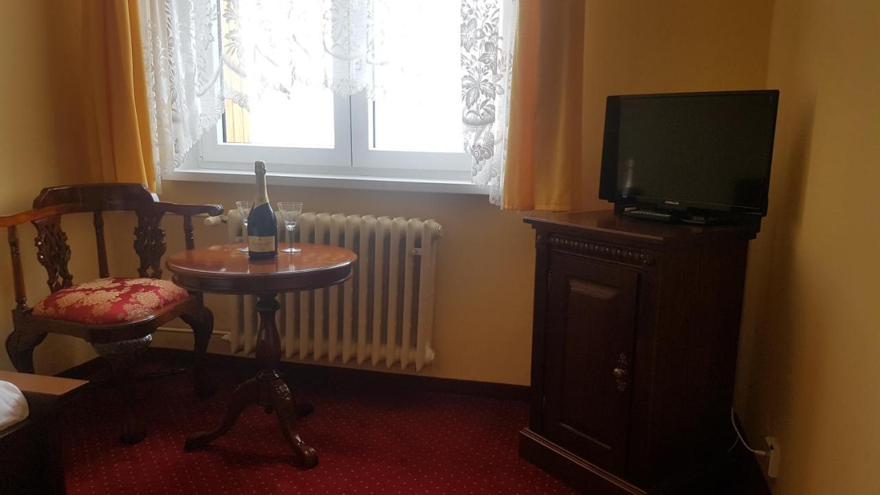 Hotel Slunečná Boží Dar Esterno foto