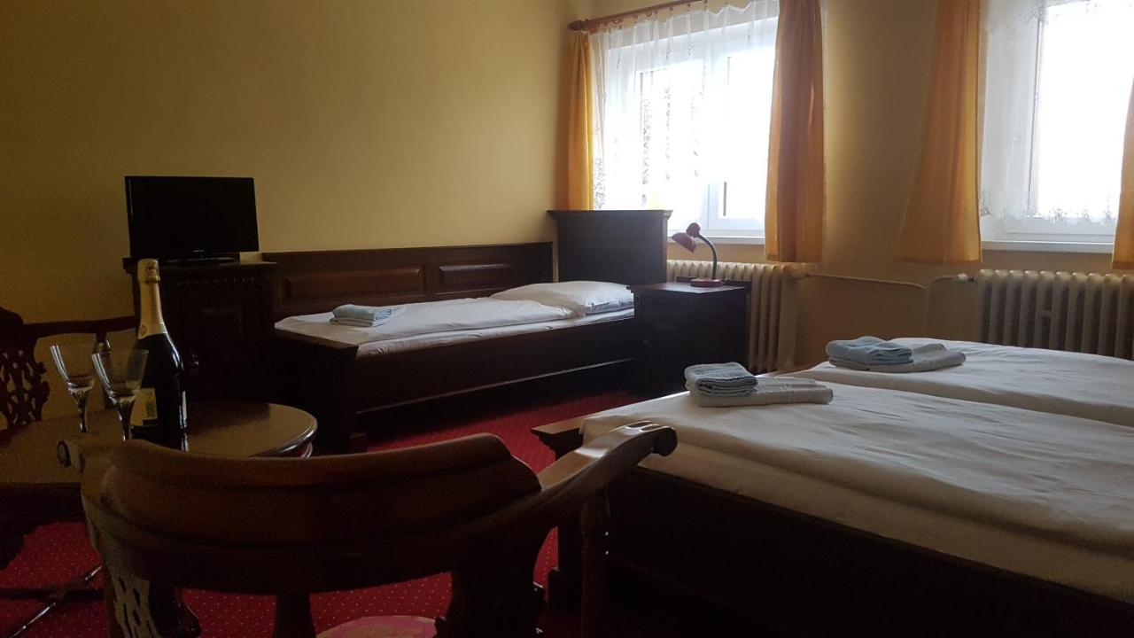 Hotel Slunečná Boží Dar Esterno foto