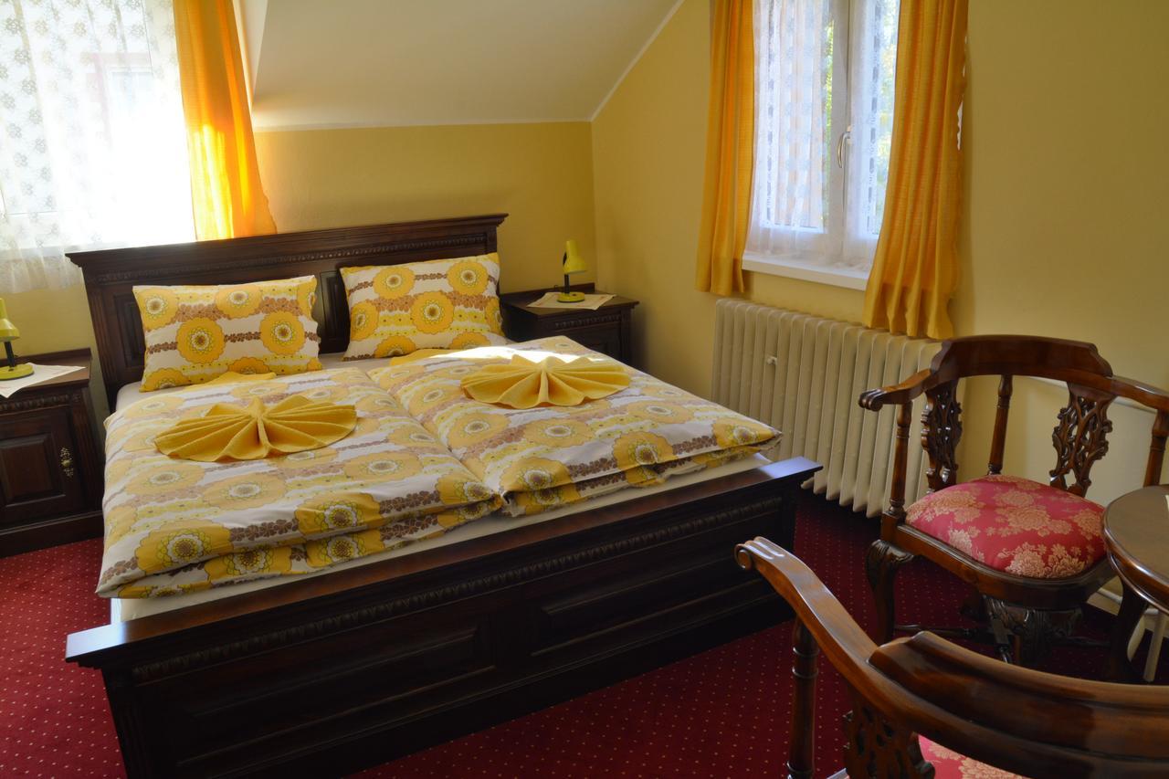Hotel Slunečná Boží Dar Esterno foto