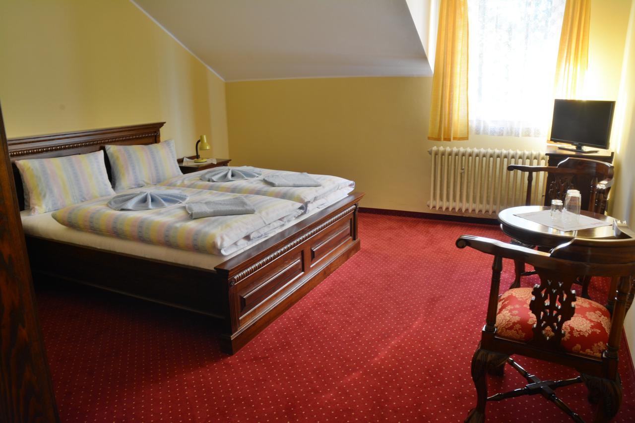 Hotel Slunečná Boží Dar Esterno foto