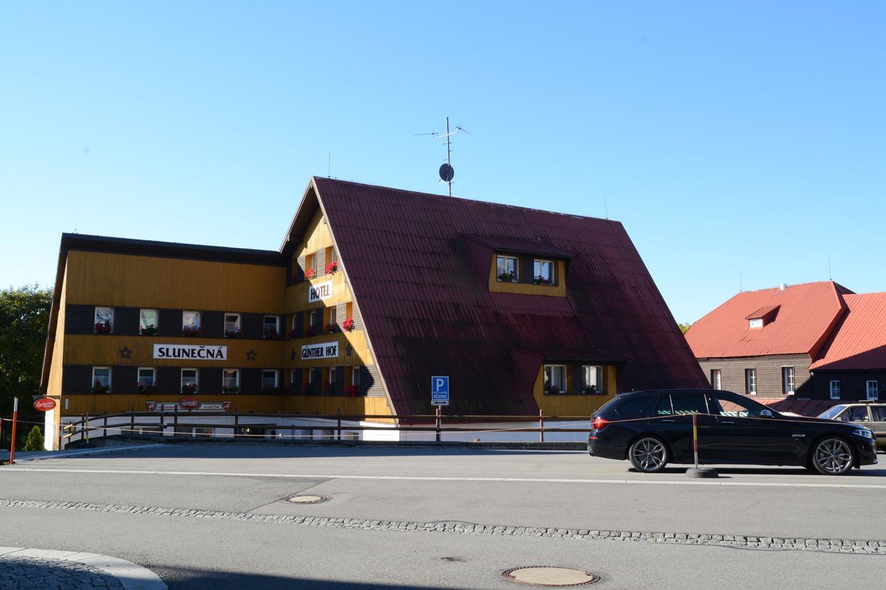 Hotel Slunečná Boží Dar Esterno foto