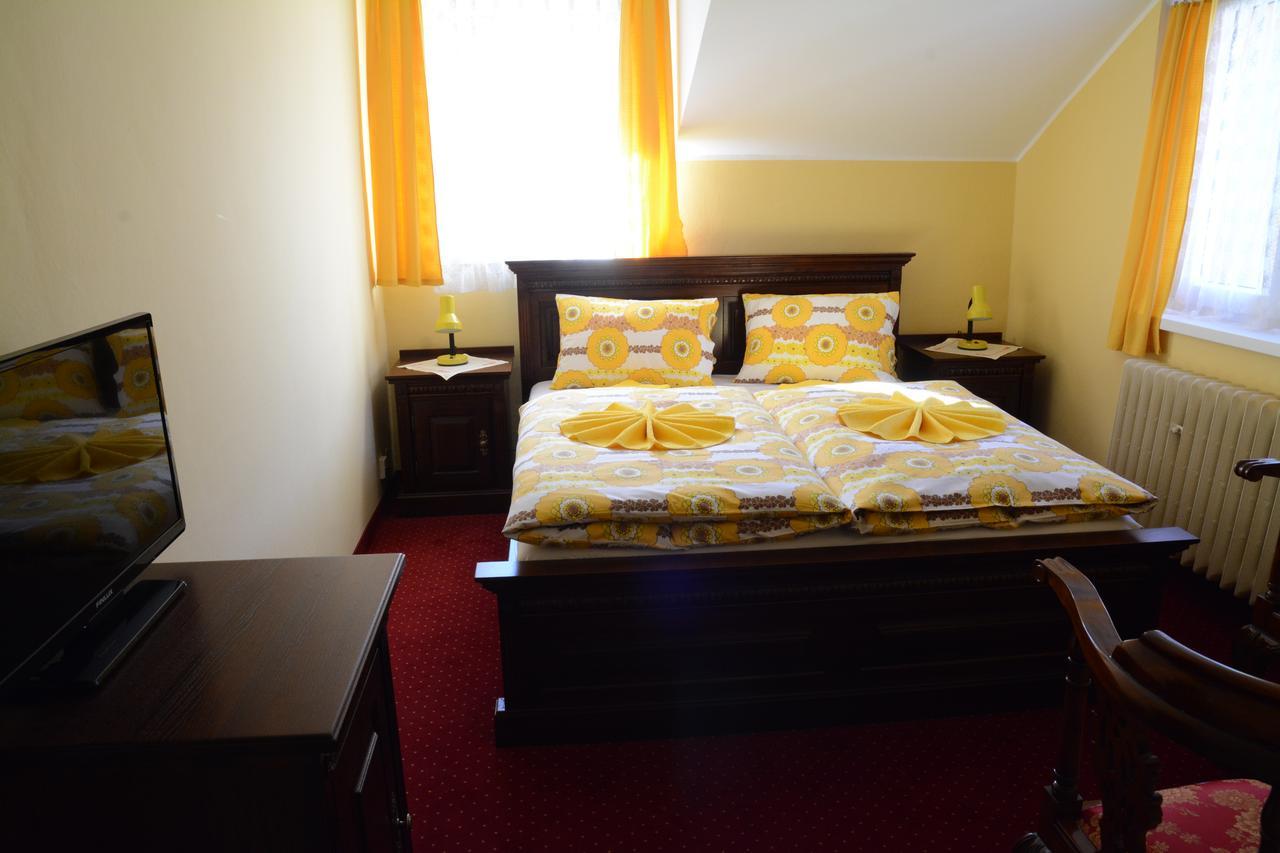 Hotel Slunečná Boží Dar Esterno foto